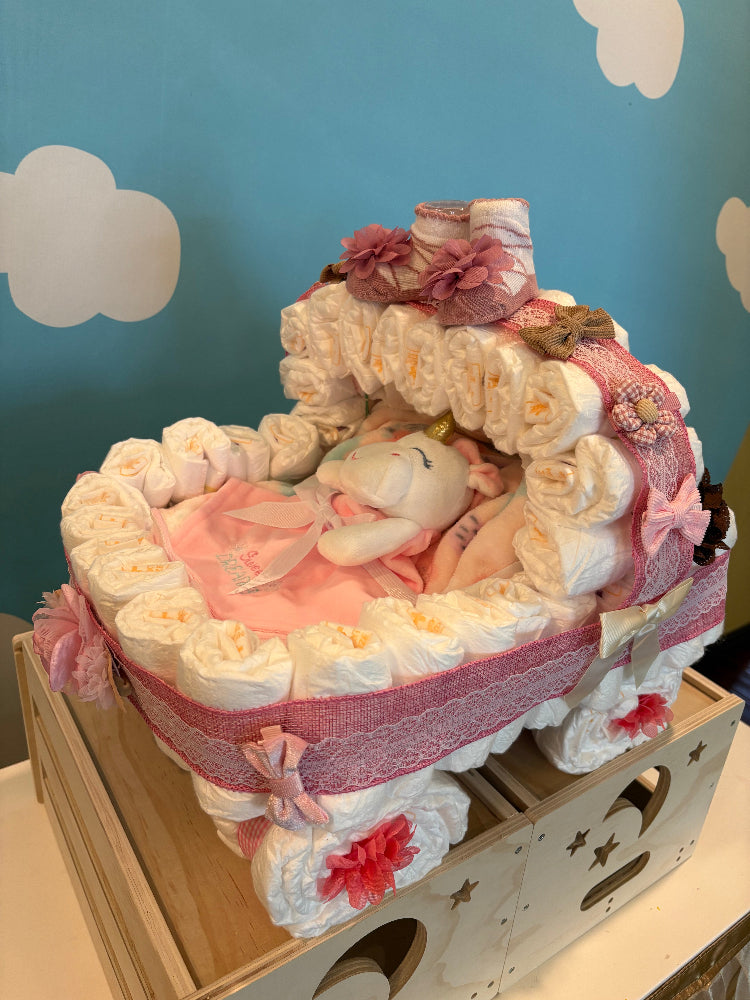 Diaper-Cake Crib
